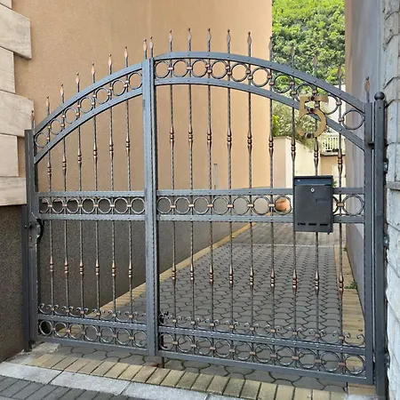Door 5 *