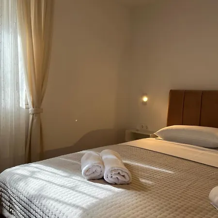 Door 5 Lägenhet Mostar